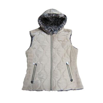 China Hot Selling Custom Women Breathable Padded Sleeveless Vest For Winter for sale