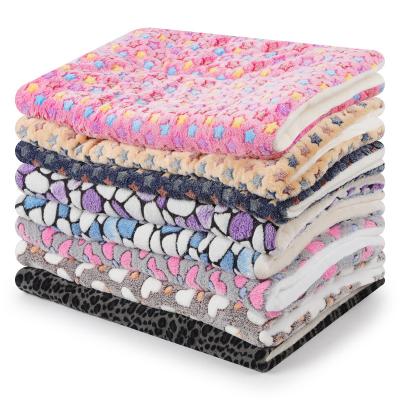 China Winter Hot Sale Breathable Thicken Warm Soft Flannel Sherpa Fleece Dog Bed Dog Pad Pet Mat for sale