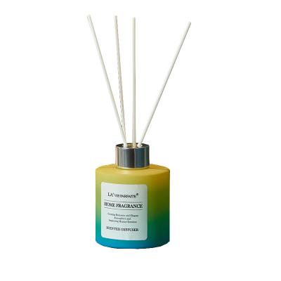 China Latest New Design Viable Customization New Arrival Wholesale Gradient Bottle Reed Diffuser for sale