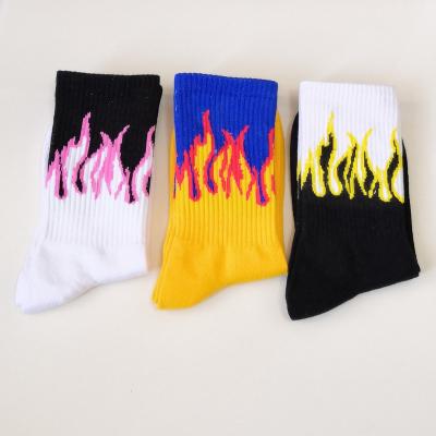 China Fashion QUICK DRY Style Sport Manufacturer Custom Moq Logo Socks Christmas Gift Flame Fire Make Your Own Design Men Crew Socks for sale