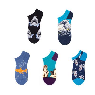 China 2020 New Colorful Unisex QUICK DRY Cotton Fashion Card Box Socks Space Logo Dress Socks Custom Made Funny Shark for sale