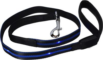 China 7 Colors Illuminated Dog Leash 1