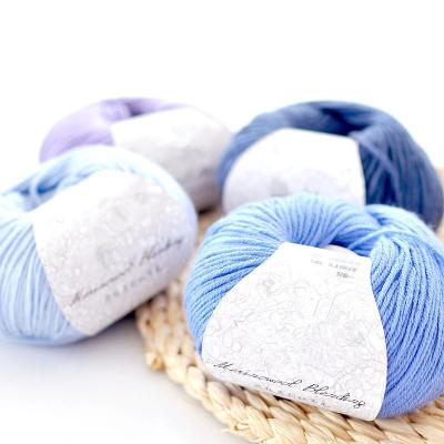 China Anti-pilling wholesale 50g blended Merino wool yarn knitting yarn for line sweaters scarf DIY manual weave hat 130m cashmere yarn for sale