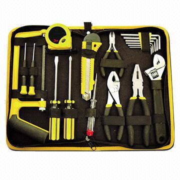 China Portable 18 Pieces Tool Kit High Quality Dielectric DIY Tool Kits With Zipper Bag for sale