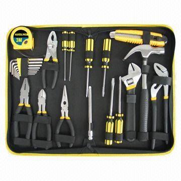 China Hot Selling Portable Tool Kit 24 Piece Household Tool Kits In Bag for sale