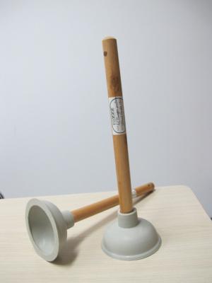 China 29cm Holzgriff-Gummitoilette Kolben-/Lavabobadezimmertoilettenkolben zu verkaufen