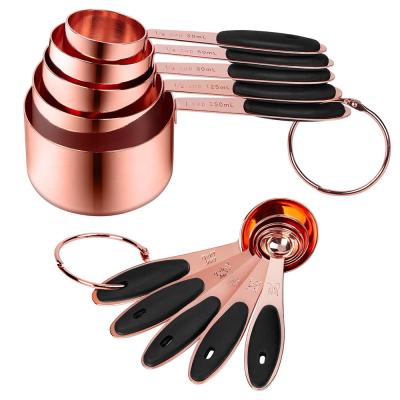 China Stainless Steel Rose Gold Kitchen Tool Measuring Viable Coffee Cooking Tea Spoon Cups Set With Silicone Handle for sale