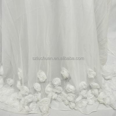 China Romantic And Charming High Quality Fancy Floral Wedding Decorated Tablecloth 120 Round White for sale