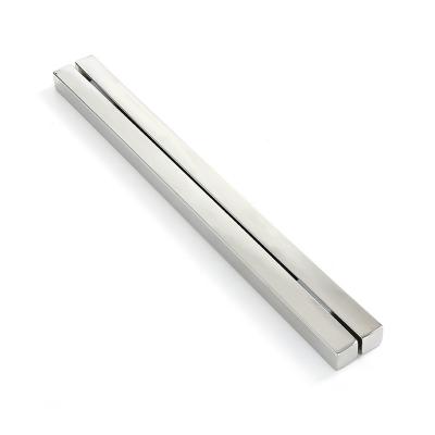 China Modern Minimalist Door Handle Aluminum Alloy Pull Handle Lengthened Nordic Silver Wardrobe Door Handle for sale