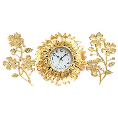 China Casual Economic Custom Design Flower Shape Creative Custom Diamond Wall Clocks NE-F893 for sale