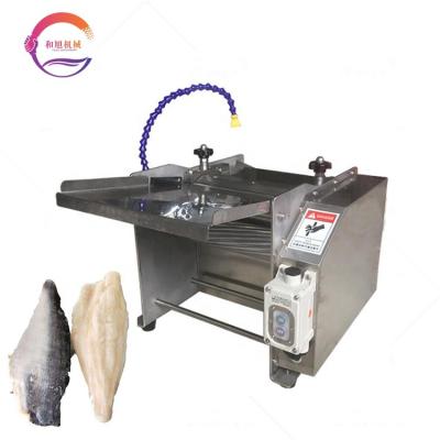 China Small Type Stainless Steel Salmon Fish Skin Peeling Electric Squid Skinner Peeling Removing Machine for sale