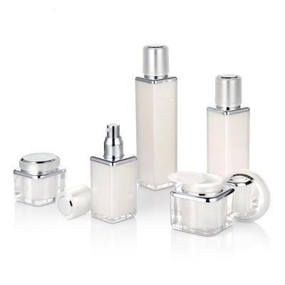 China BEAUTY Capacity 50ml 80ml 100ml Square Bottle Square Cosmetics Skin Care Skin Care Lotion 120ml Frosted Acrylic Bottle for sale