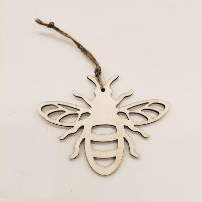 China New Europe small bee decoration factory source factory pendant spot wooden creative hollow bee handwork for sale