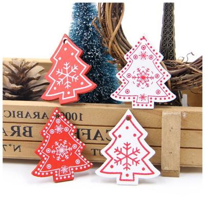 China Eco-fridendly Wooden Christmas Ornaments Heart Tags Wood Tags With Holes For Diy Craft Christmas Tree Decoration for sale