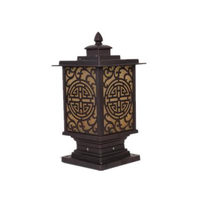 China Outdoor Vintage Garden Yard Villa Gate Light Lawn Pillar Light Glass Waterproof Lantern Vintage Outdoor Courtyard Led Decoration Light for sale