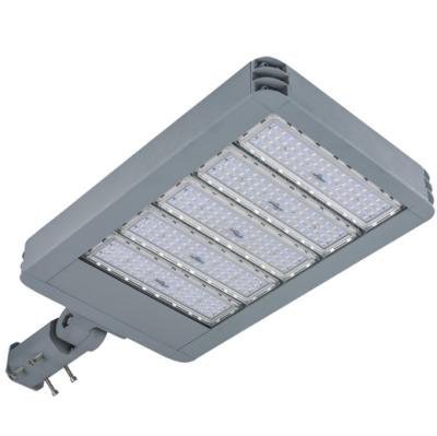 China Low Garage China Price 80 High Pressure Sodium Street Light Fixture 400 Watt Battery Powered Die Case Mold Led Street Light for sale