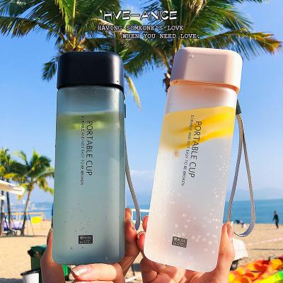 China Seaygift OEM Logo BPA Free Square Plastic Juice Water Bottles Viable Custom Single Frosted Drinking Cups for sale