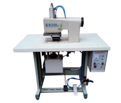 China Printing Shops Hot Sale Ultrasonic Lace Machine With Mask Mold for sale