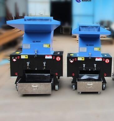 China Repeated Cutting Plastic Crusher Machine With Ladder Type Spindle for sale