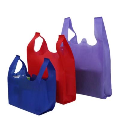 Cina 100% Eco-Friendly Reusable Non-woven Fabric Recyclable Environmental Protection Handle Shopping Vest Bags in vendita