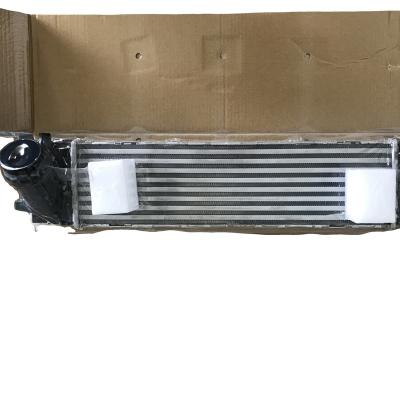 China Engine cooling system intercooler pipe car radiator pa66 gf30 turbo aluminum plastic intercooler for F32/F33/F36/F8211-13 OEM: 17517600530 for sale