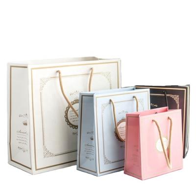 China Recyclable Wholesale Luxury Shoes Clothes Clothing Shopping Gift Jewelry Packaging Paper Bag for sale