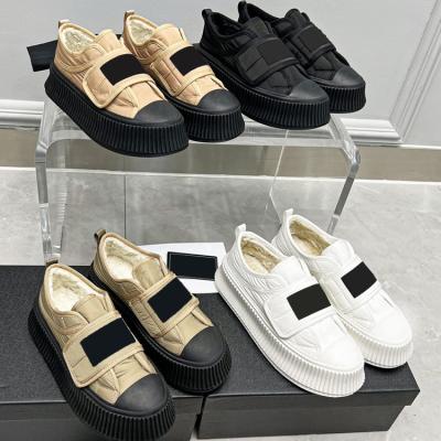 China Fashion Trend Factory Direct Wholesale sneakers women fashion sneakers women luxury sneakers for sale