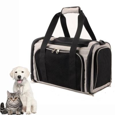 China Sustainable Fashion Soft Sided Pet Carrier Bag Dog Pet Carrier Cat Pet Carrier Airline Approved for sale