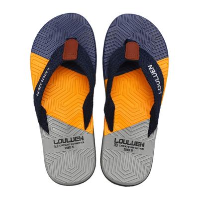 China CUSHIONING Wholesale 2022 New Outdoor Wear Beach Shoes Men Cut Out Feet Sandals for sale