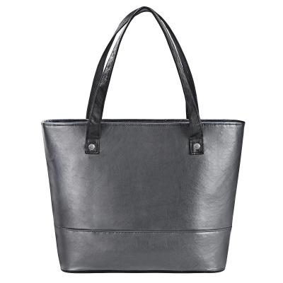 China Fashion Announced Large Lightweight Waterproof Zipper Tyvek Leather Tote Bag for sale