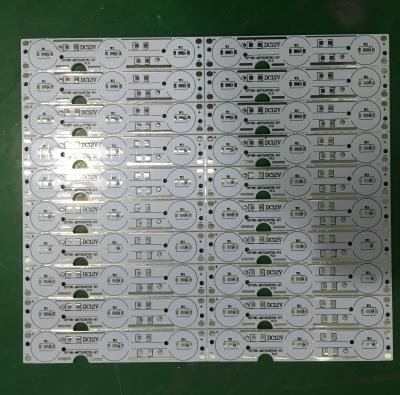 China La Aluminio-base linear del tubo de la producción en masa imprimió la placa de circuito del LED y al tablero del PWB en venta