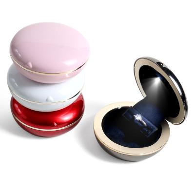 China Manufacturer Sell Creative Led Colorful Flat Round Black Shape Ring White Earring Box for sale