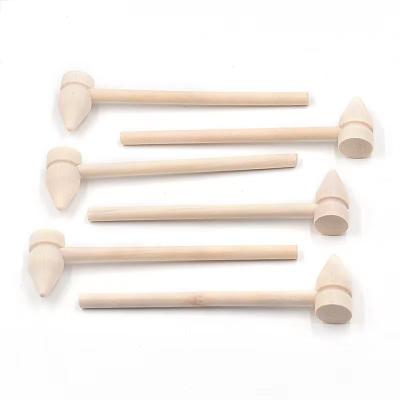 China Europe Small Wooden Hammer For Chocolate Egg Mold Mini Mallets Wooden Crackers Includes Breakable Chocolate Recipe Package Egg Hammer à venda