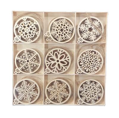 Cina Eco-friendly Christmas Tree Ornaments Holiday Decoration Christmas Crafts Wooden Crafts Holiday Crafts in vendita