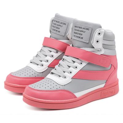 China 2022 New Fashion Women Sneakers Anti-slippery Colorful Casual Sports Travel Shoes In Pink Gray for sale