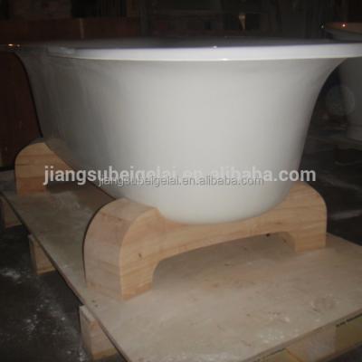 China Decoration cast iron freesanding bathtub with oak cradles 57