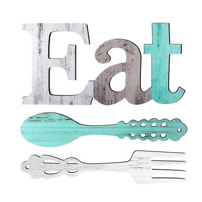 China Multicolor Rustic Europe Cutout Eat Fork Spoon Wooden Wall Signs For Kitchen Home Decor for sale