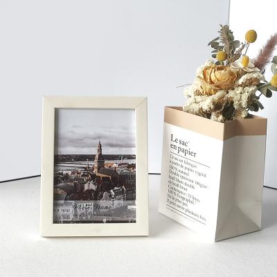 China Factory Price Decorative Home Decor PS Picture Frame Table Display For Gallery Wall for sale