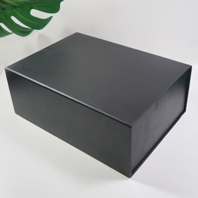 China Recycled Materials Wholesale Foldable Custom Rigid Cardboard Gift Box for sale