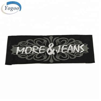 China Viable Factory Price Folded Seam High Density Main Woven Logo Label For Fabric for sale