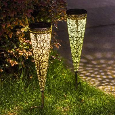 China Waterproof Outdoor Metal Solar Light Art Decor Projection Cone Shaped LED Garden Decoration Lawn Light for sale