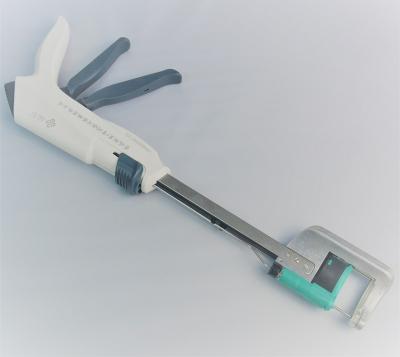 China Plastic Disposable Curved Cutter Stapler With CE ISO for sale