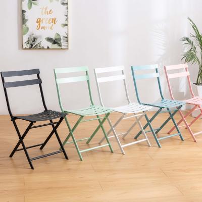 China Durable Stable Wholesale White Resin Folding Chair Camp Fold Up Modern Outdoor Nordic Garden Funiture Folding Chair for sale