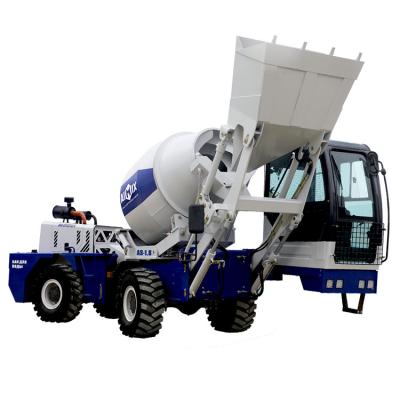 China Self Propelled Hotels 2m3/h Concrete Mixer Trucks for sale