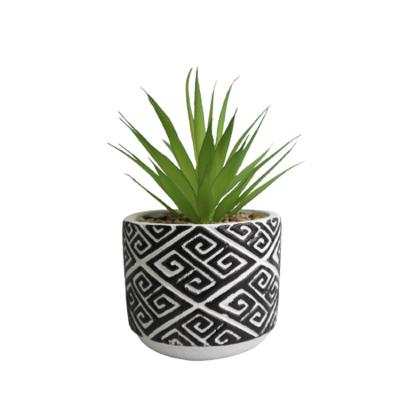 China Modern Redeco Factory Selling Ceramic Cute Pots Mini Planters For Garden Ornaments Fashion Garden Custom Planter Pot for sale