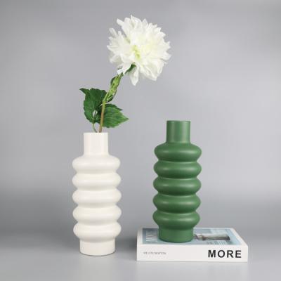 China European and American Minimalist Redeco OEM Ceramic Creative Decor Bedroom Vase Flower Style Popular Ceramic Vase for sale