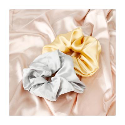 China Fashion In Stock Silk Hair Scrunchie Set Mulberry 100% Silk Scrunchies Bulk Elastic Scrunchy Silk Hair Tie for sale