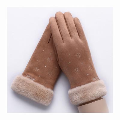 China New Simple Design Keep Warm Winter Gloves Scarf Hat Custom Glove Sets Winter for sale