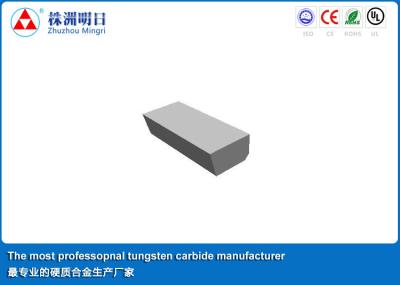 Cina 90,5 il carburo di tungsteno di HRA ha brasato MPa del modello YT5/P30 la C 2200 di punte in vendita