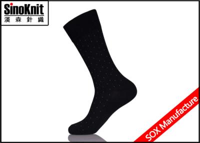 China Mannschafts-Mann-Kleid des schwarzen Flecks Baumwolltrifft deutlich kundengebundene männliche Freizeit-Socken hart zu verkaufen